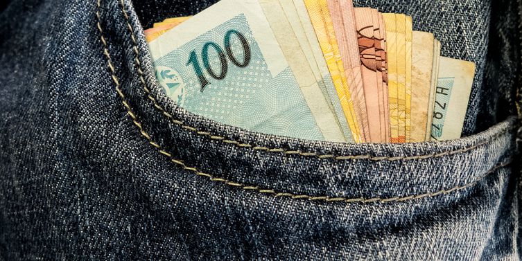 Governo propõe salário mínimo de R$ 1.039 em 2020